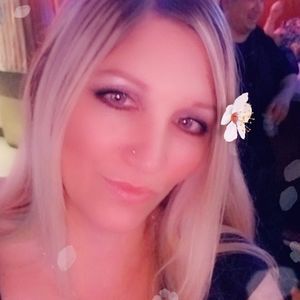 Meet your Posher, Violet